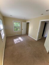 11647 Ayres Ave in Los Angeles, CA - Foto de edificio - Building Photo