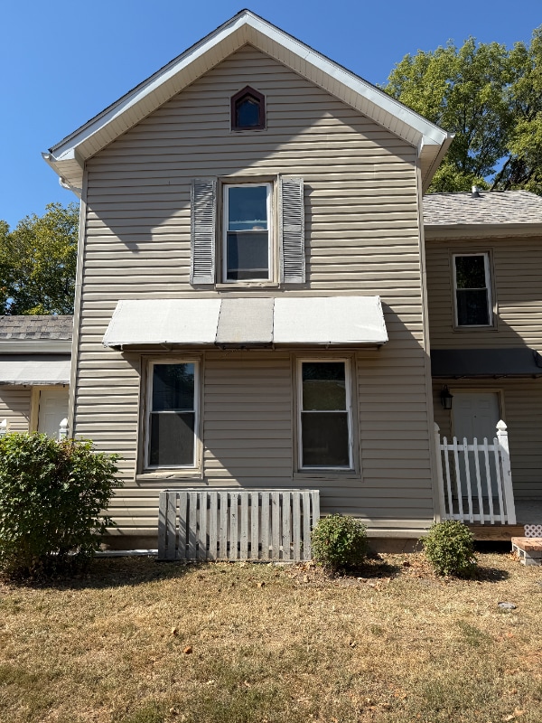 1205 N Sheridan Rd in Peoria, IL - Building Photo - Building Photo