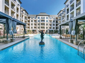 The Huntington Apartments in Plano, TX - Building Photo - Building Photo