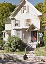 21 Charles St, Unit B in Concord, NH - Building Photo