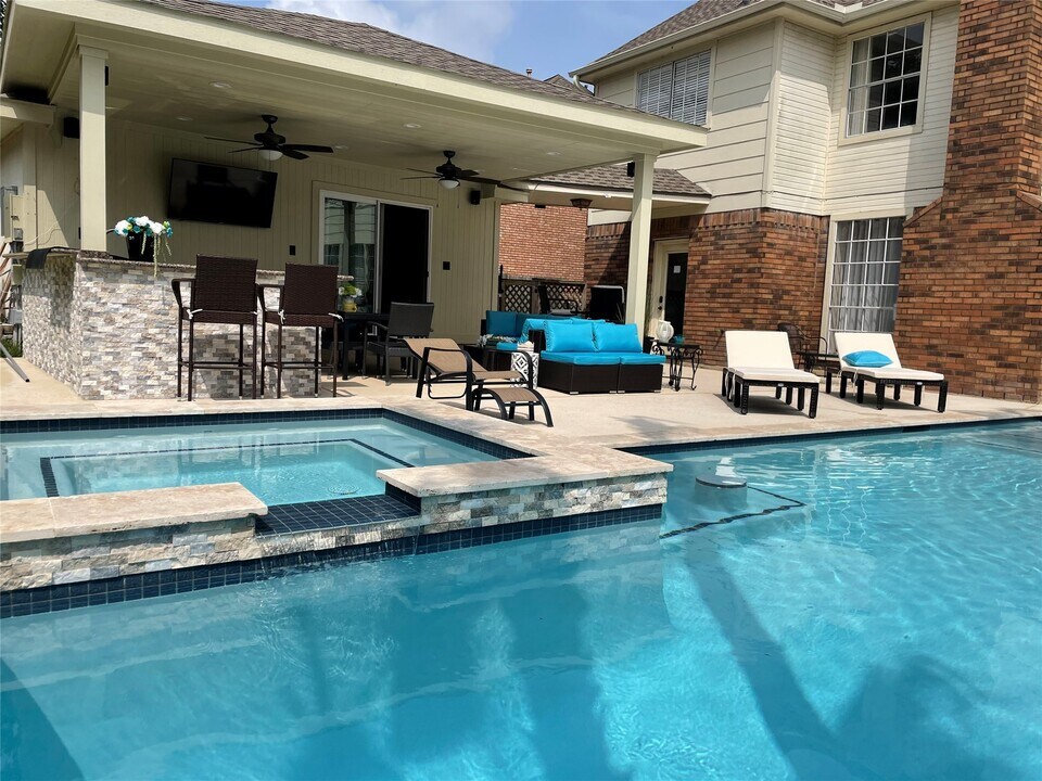 4103 Pebble Beach Dr in League City, TX - Building Photo