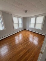 148 Washington St in Peabody, MA - Building Photo