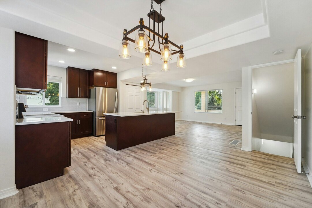 4501 E Kentucky Cir in Denver, CO - Building Photo