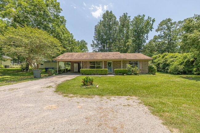 property at 1009 Fish Hatchery Rd