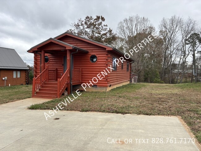 123 Macedonia Rd in Asheville, NC - Building Photo - Building Photo