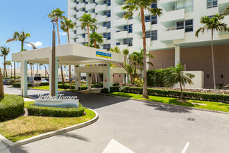 Triton Towers in Miami Beach, FL - Building Photo - Building Photo