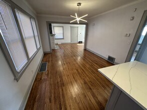 5414 Brooklyn Ave in Kansas City, MO - Building Photo - Building Photo