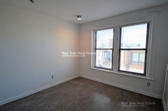 19 Peterborough St, Unit 14 in Boston, MA - Building Photo - Building Photo