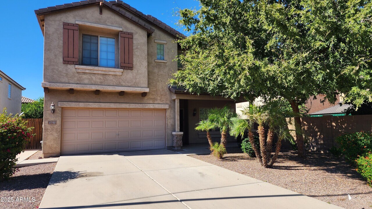 4750 S Antonio in Mesa, AZ - Building Photo