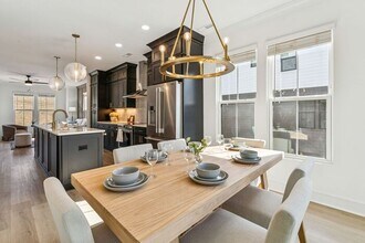 5010 Grayton Aly in Charlotte, NC - Building Photo - Building Photo