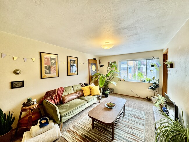 4349 Murray Ave, Unit 3