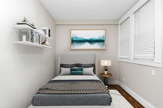 Oak Shrader Apartments in San Francisco, CA - Building Photo - Building Photo