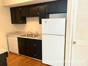 2494 Etiwan Ave in Charleston, SC - Building Photo - Building Photo