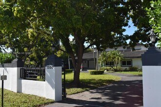 7550 SW 82nd Ct in Miami, FL - Building Photo - Building Photo