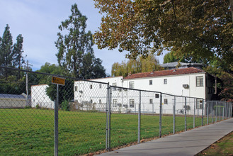 Don Carlos Apartments in Sacramento, CA - Building Photo - Building Photo