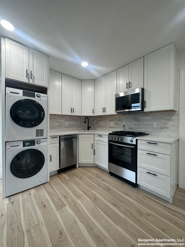 113 Orleans St, Unit 1