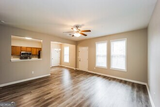 1510 Persimmon Trce in Morrow, GA - Building Photo - Building Photo