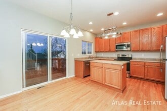 6423 Elsinore Dr in Colorado Springs, CO - Foto de edificio - Building Photo