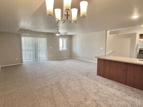 5551 W 29th St in Greeley, CO - Foto de edificio - Building Photo