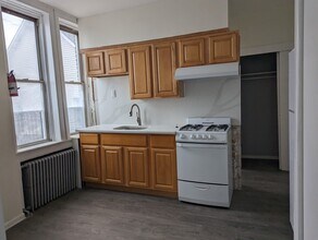 1310 14th St in North Bergen, NJ - Building Photo - Building Photo