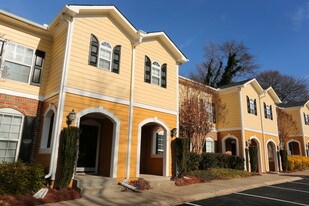 Sierra West Townhomes in Norcross, GA - Building Photo