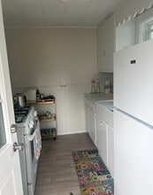 17 Cottage St in Taunton, MA - Building Photo - Building Photo