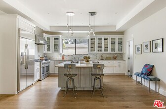 2265 Wellesley Ave in Los Angeles, CA - Building Photo - Building Photo