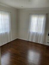 2034 Highland Ave in Los Angeles, CA - Building Photo - Building Photo