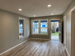 424 Kelly St in Bossier City, LA - Foto de edificio - Building Photo