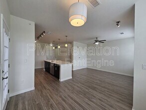 17353 Wilde Ave in Parker, CO - Foto de edificio - Building Photo