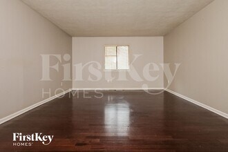 2211 Cherokee Valley Cir in Lithonia, GA - Building Photo - Building Photo