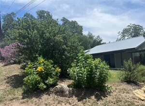 15303 Texas St in Austin, TX - Building Photo - Building Photo