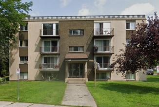 122 Orléans in Cowansville, QC - Building Photo - Building Photo