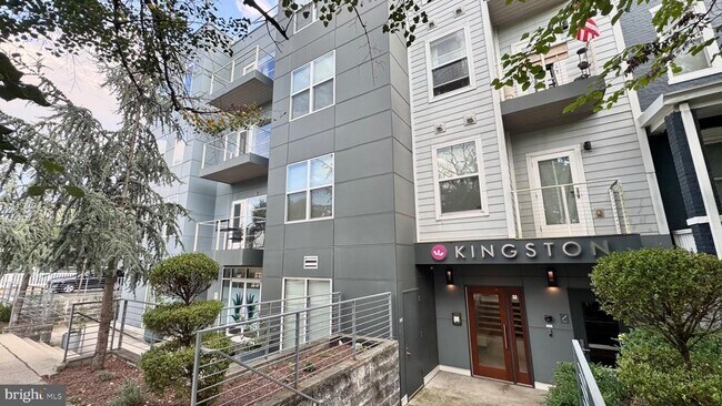 property at 401 15th St SE
