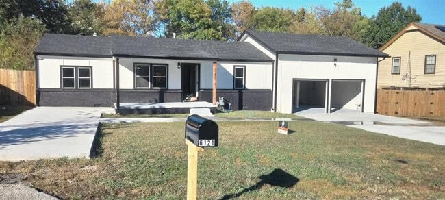 property at 6121 W 40th St