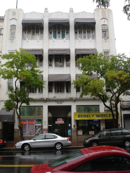Essex Tribune Building in Lawrence, MA - Building Photo