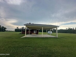 4158 Thompson Rd in Marianna, FL - Building Photo - Building Photo