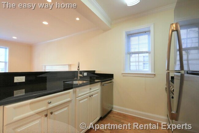 55 Langdon St, Unit #1 in Cambridge, MA - Foto de edificio - Building Photo