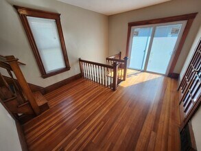 19 Rhode Island Ave in Somerville, MA - Building Photo - Building Photo