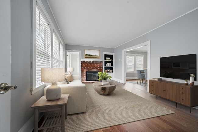 4 Chauncey Street, Unit 4