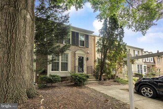 4328 Gypsy Ct in Alexandria, VA - Building Photo - Building Photo
