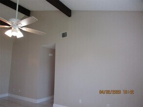2600 London Bridge Ct in Orlando, FL - Building Photo - Building Photo