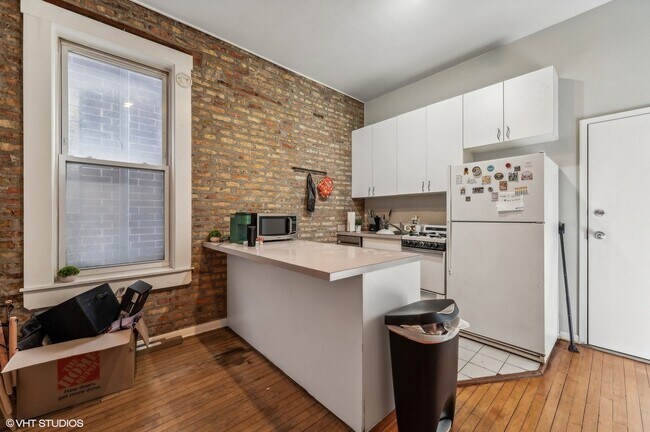 1451 W Augusta Blvd in Chicago, IL - Building Photo - Building Photo