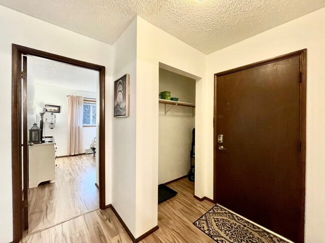 1220 Glacier Ave in Juneau, AK - Building Photo - Building Photo