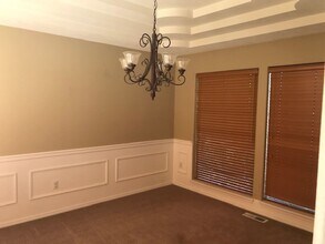 7321 W Kendick Ave in Nine Mile Falls, WA - Building Photo - Building Photo