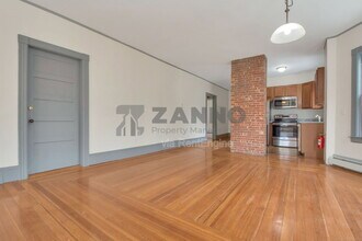 19 Arnold St in Providence, RI - Building Photo - Building Photo