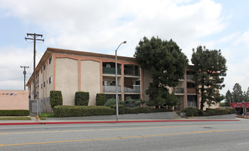 Beverly Wilcox in Montebello, CA - Building Photo - Building Photo