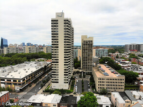 2001 Hamilton St, Unit #1907 in Philadelphia, PA - Foto de edificio - Building Photo