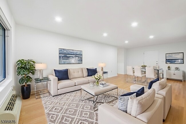 850 Main St in Hackensack, NJ - Building Photo - Building Photo