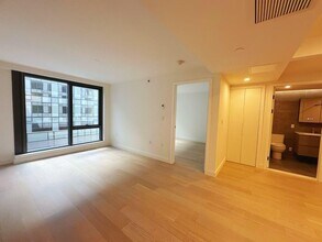 144-49 Northern Blvd in Queens, NY - Building Photo - Building Photo
